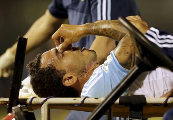 2015-10-14t012832z_1428220123_gf10000244198_rtrmadp_3_soccer-world_reuters