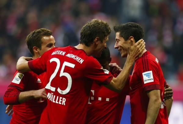 2015-10-04t165738z_227341683_lr1eba41b3rd5_rtrmadp_3_soccer-germany_reuters