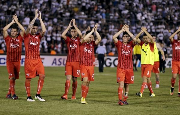 2015-10-01t020737z_1372354490_gf10000228444_rtrmadp_3_soccer-sudamericana_reuters