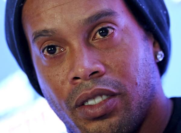 2015-07-22t222117z_382820861_gf10000167275_rtrmadp_3_soccer-ronaldinho_reuters