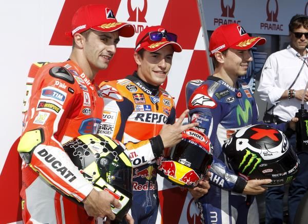 2015-10-17t063249z_1862453756_gf10000247946_rtrmadp_3_motorcycling-prix_reuters