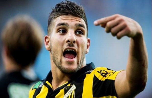 المحترف مصطفى الكبير 