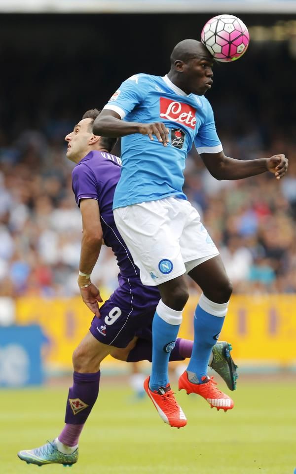 2015-10-18t132638z_1557453786_gf10000249556_rtrmadp_3_soccer-italy_reuters