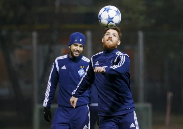 2015-10-19t181100z_216120508_gf10000251176_rtrmadp_3_soccer-champions-dky-chl_reuters