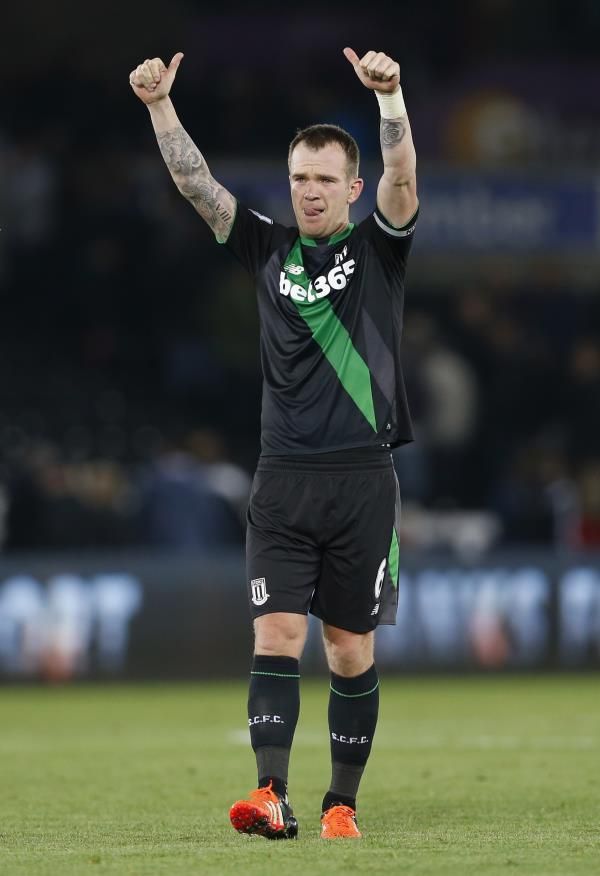 2015-10-19t204901z_88289341_mt1aci14109330_rtrmadp_3_soccer-england-swa-stk_reuters