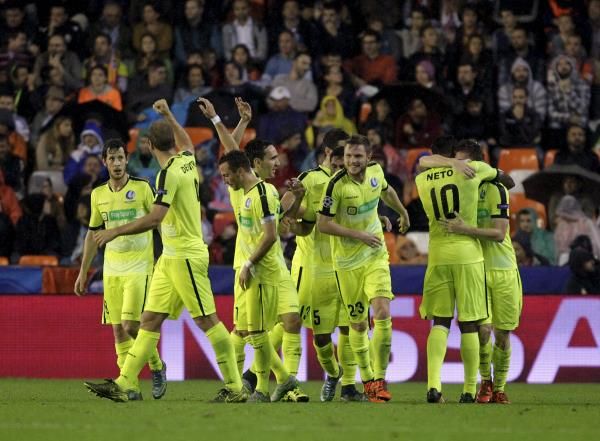 2015-10-20t194939z_626114874_gf20000025716_rtrmadp_3_soccer-champions-val-gnt_reuters