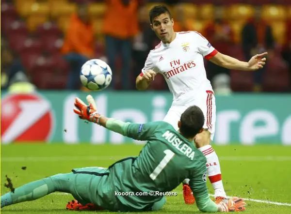 ?i=reuters%2f2015-10-21%2f2015-10-21t185448z_1758265220_lr1ebal1gj1hq_rtrmadp_3_soccer-champions-gal-ben_reuters