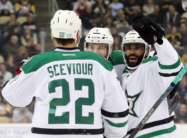 2015-10-23t000415z_1252170447_nocid_rtrmadp_3_nhl-dallas-stars-at-pittsburgh-penguins_reuters
