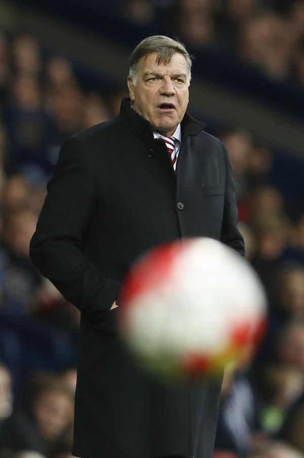 2015-10-17t150214z_88095734_mt1aci14101361_rtrmadp_3_soccer-england-wba-sun_reuters