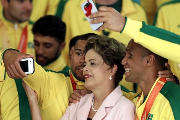 2015-08-27t173213z_1043248062_gf10000184385_rtrmadp_3_brazil-politics_reuters