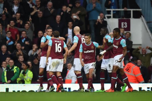 2015-10-24t162109z_88705269_mt1aci14119957_rtrmadp_3_soccer-england-whu-che_reuters