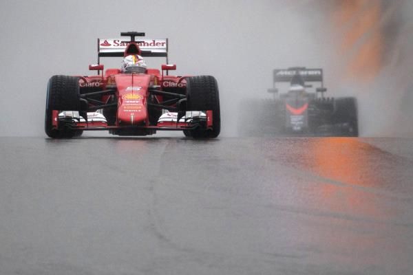 2015-10-24t170738z_18893637_gf20000031158_rtrmadp_3_motor-racing-prix_reuters