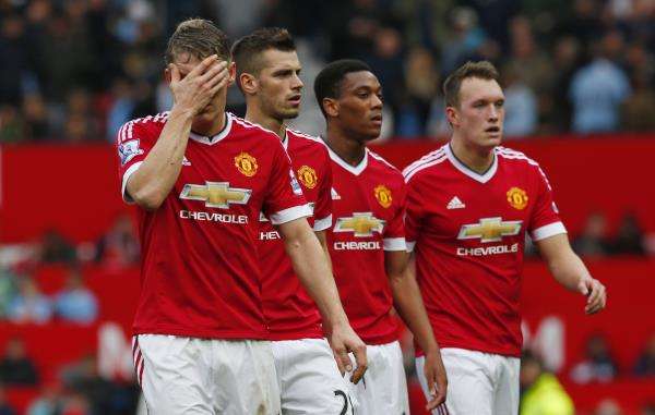 2015-10-25t151216z_88787536_mt1aci14124222_rtrmadp_3_soccer-england-mun-mci_reuters
