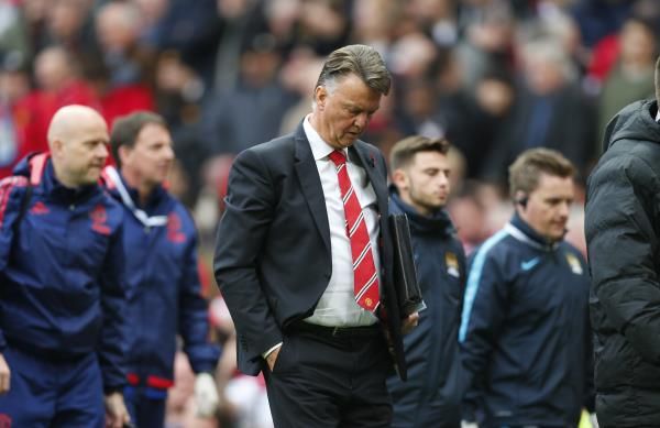 2015-10-25t150113z_88786873_mt1aci14124160_rtrmadp_3_soccer-england-mun-mci_reuters