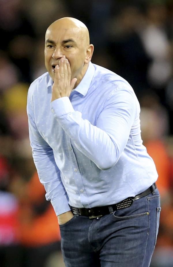 2014-01-07t172704z_1642804204_gm1ea1803xp01_rtrmadp_3_soccer_reuters