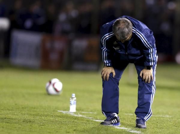 2015-10-14t015623z_365322826_gf10000244225_rtrmadp_3_soccer-world_reuters