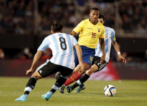 2015-10-09t003433z_1923179121_gf10000237668_rtrmadp_3_soccer-world_reuters