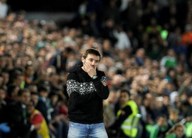 خوليو كوبوس مدرب فريق فيلانوفينسي