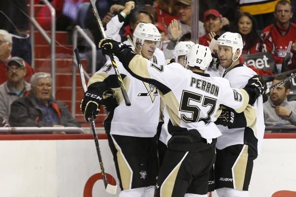 2015-10-29t030135z_1027387398_nocid_rtrmadp_3_nhl-pittsburgh-penguins-at-washington-capitals_reuters