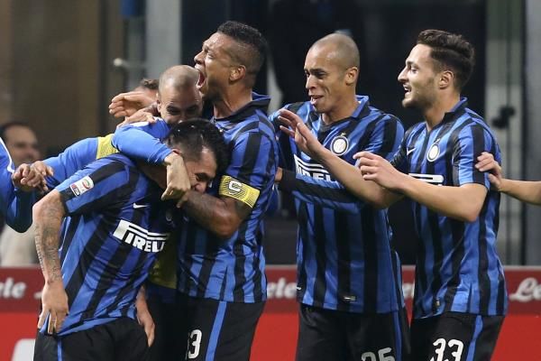 2015-10-31t205418z_1937387533_gf20000040905_rtrmadp_3_soccer-italy_reuters