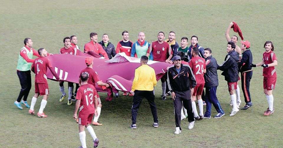 فريق الأصالة لحظة فرحته بالصعود  