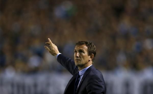 2015-10-19t040849z_373373781_gf10000250471_rtrmadp_3_soccer-argentina_reuters