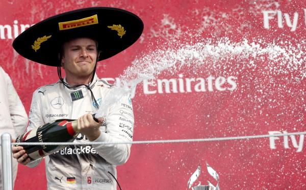 2015-11-01t213131z_1994117557_gf20000042313_rtrmadp_3_motor-racing-prix_reuters