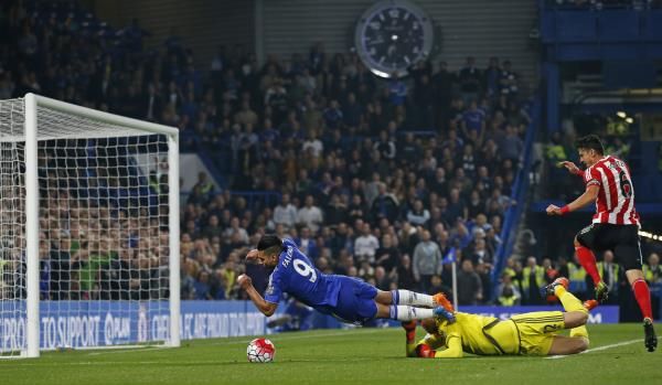2015-10-03t174434z_86895874_mt1aci14046610_rtrmadp_3_soccer-england-che-sou_reuters