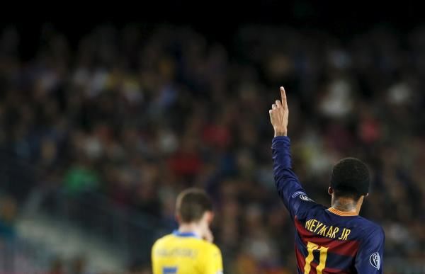 2015-11-04t210245z_1057470583_gf20000045713_rtrmadp_3_soccer-champions-bar-bbo_reuters