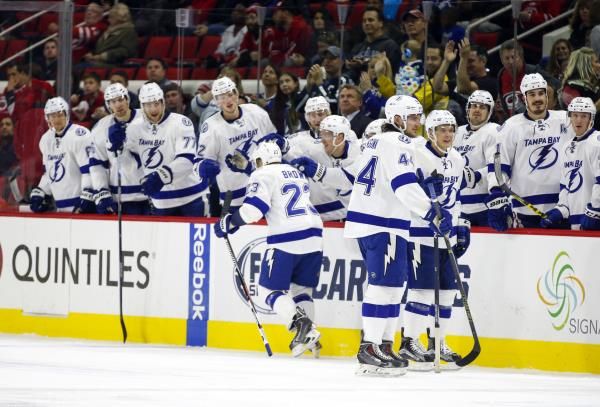 2015-11-02t005627z_585194197_nocid_rtrmadp_3_nhl-tampa-bay-lightning-at-carolina-hurricanes_reuters