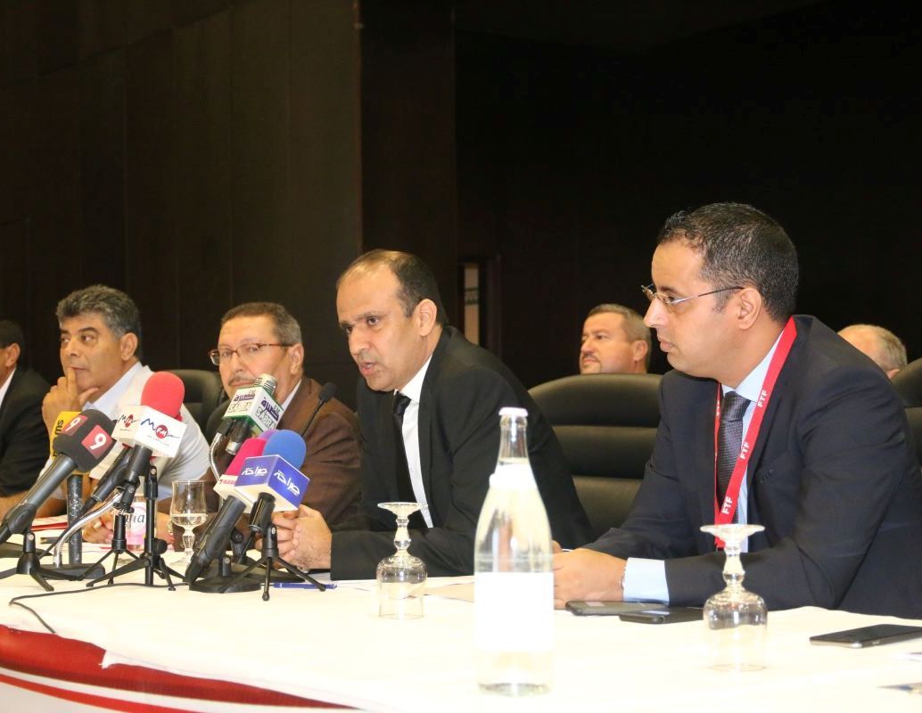 من الجلسة العامة للاتحاد التونسي  لكرة القدم