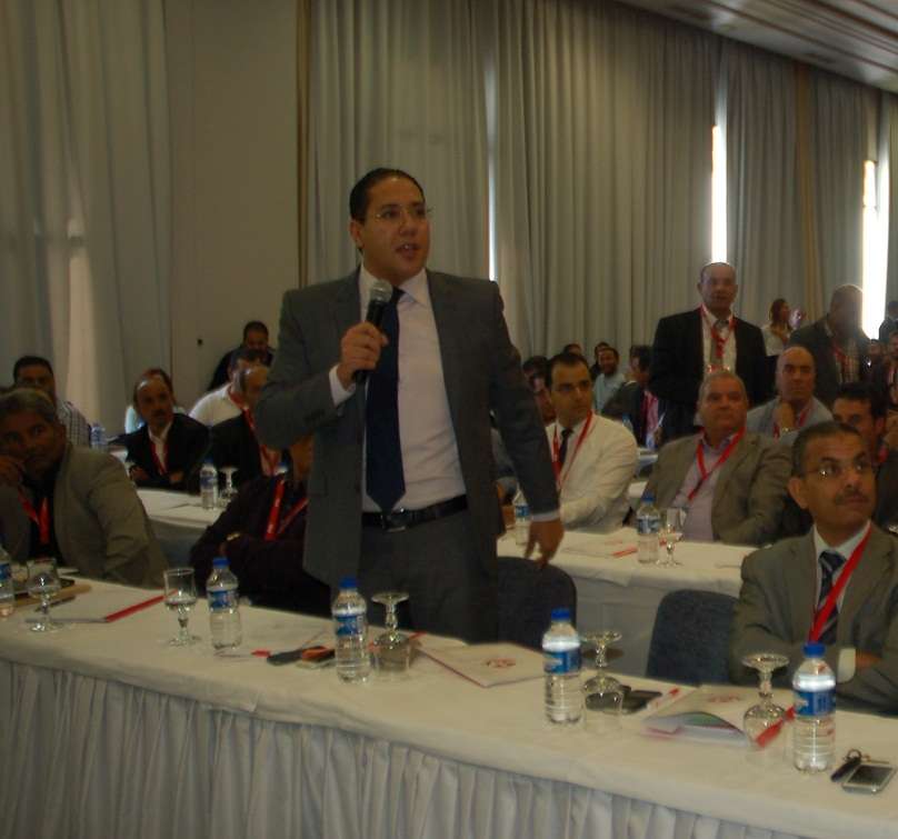 محمود البارودي رئيس قرمبالية خلال مداخلته التي حصلت على اثرها فوضى عارمة في القاعة