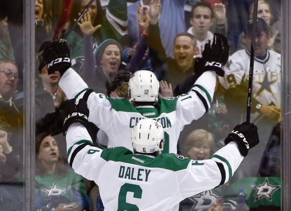 2013-10-06t002024z_1715559025_nocid_rtrmadp_3_nhl-washington-capitals-at-dallas-stars_reuters