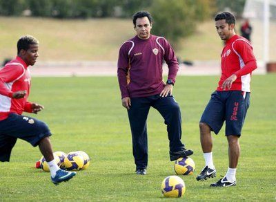 جانب من تدريبات فريق ألمريا