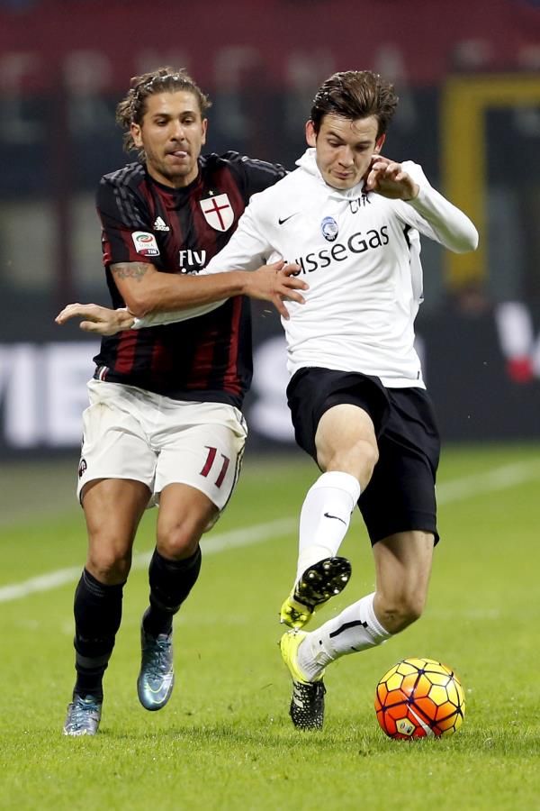 2015-11-07t213543z_1132215209_gf20000049953_rtrmadp_3_soccer-italy_reuters