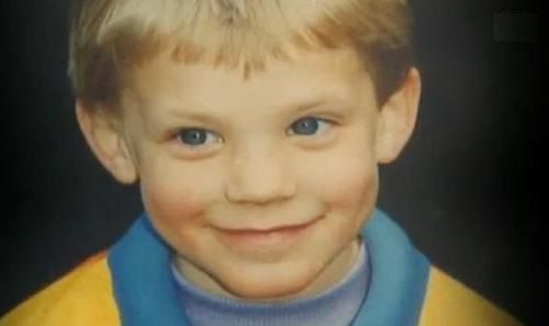 نوير وهو طفل 