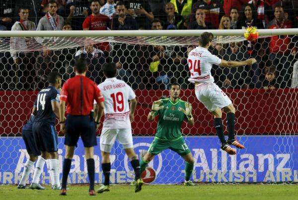 2015-11-08t211710z_1897716535_gf20000051147_rtrmadp_3_soccer-spain_reuters