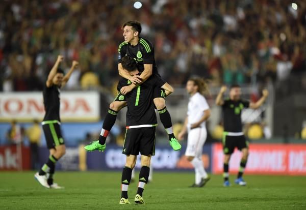 2015-10-11t051908z_2033123790_nocid_rtrmadp_3_soccer-mexico-at-usa_reuters