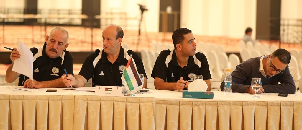 الاجتماع العام يتحدث فيه عبد المجيد حجة