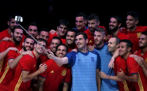 231df23g1231212dg0d0gd5g4drg