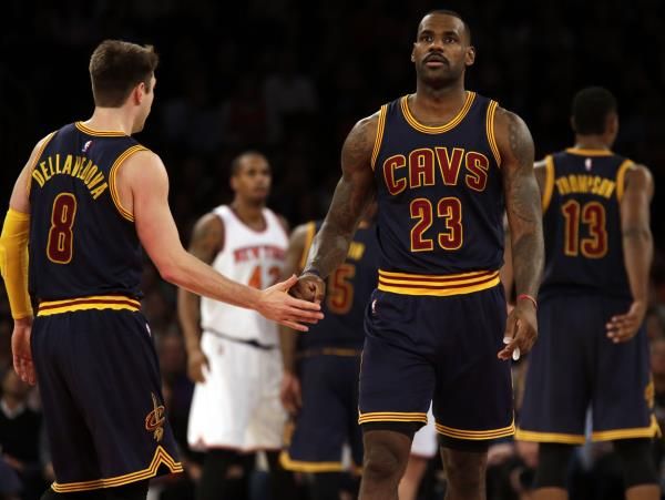 2015-11-14t032652z_285691476_nocid_rtrmadp_3_nba-cleveland-cavaliers-at-new-york-knicks_reuters