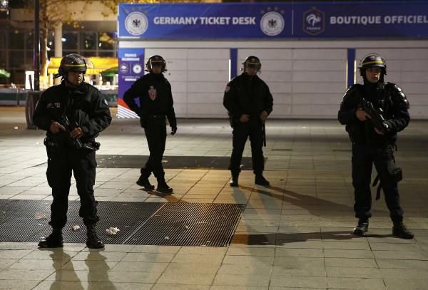 2015-11-13t231928z_649618034_lr1ebbd1ss55u_rtrmadp_3_france-shooting_reuters