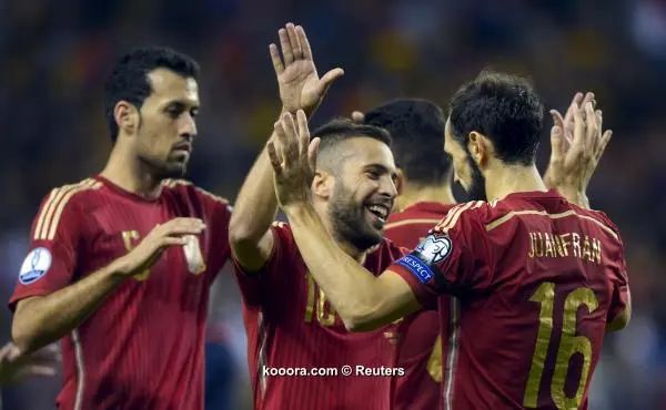 ?i=reuters%2f2015-10-09%2f2015-10-09t194129z_33014250_gf10000238985_rtrmadp_3_soccer-euro_reuters