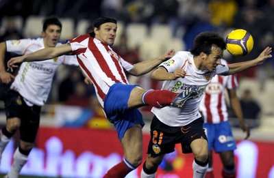 نجم المباراة ديفيد سيلفا