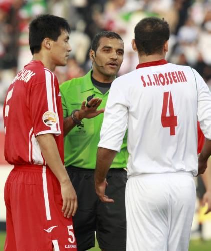 2011-01-152011-01-15t134807z_01_ac109_rtridsp_3_soccer-asian_reuters