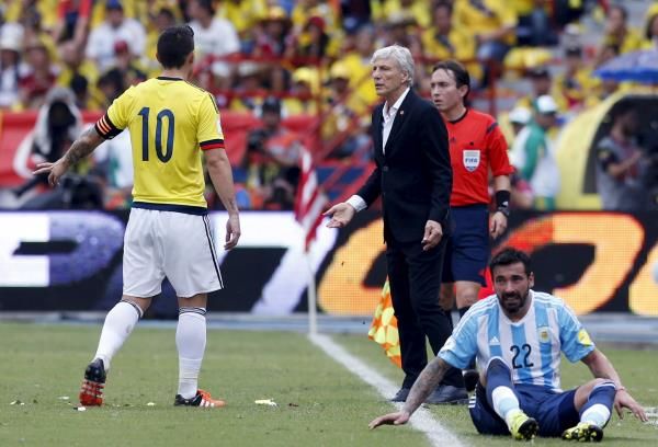 2015-11-17t215006z_1650086355_gf20000063781_rtrmadp_3_soccer-world_reuters