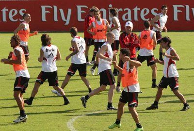 صورة لتدريبات الميلان في دبي