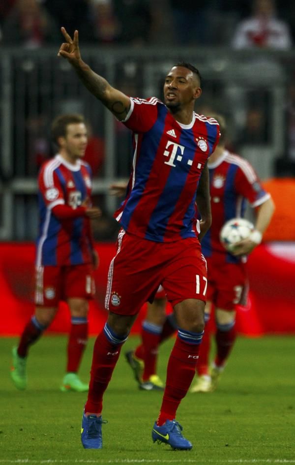 2015-03-11t203015z_1359390677_lr2eb3b1ky5q5_rtrmadp_3_soccer-champions_reuters