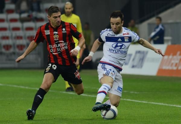 2015-11-20t211226z_1819282910_lr2ebbk1mwgzh_rtrmadp_3_soccer-france_reuters