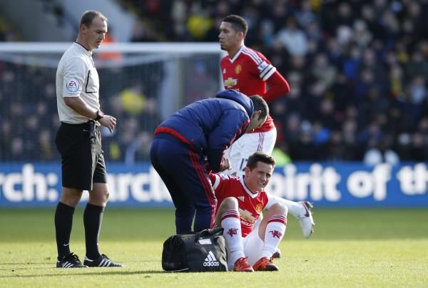 2015-11-21t131407z_91113247_mt1aci14193357_rtrmadp_3_soccer-england-wat-mun_reuters